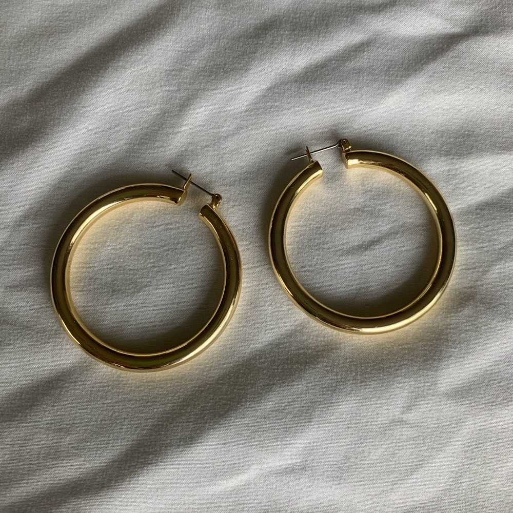LUVAJ AMALFI TUBE HOOPS- GOLD worn one time